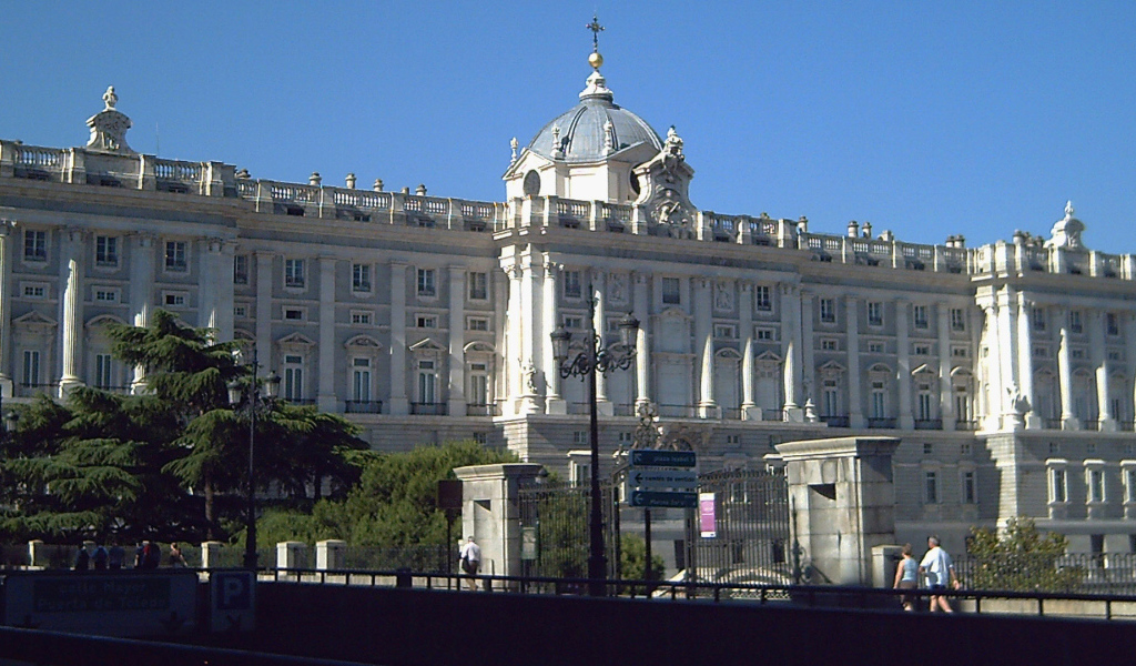 Королевский дворец в Мадриде