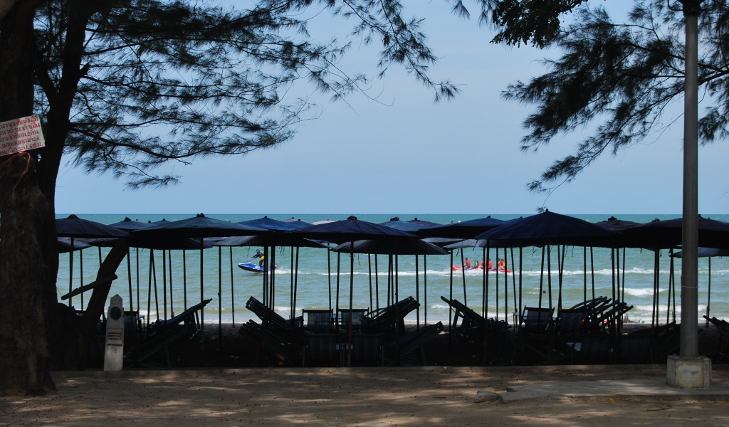 Осенний отдых на курорте Ча Ам, Таиланд