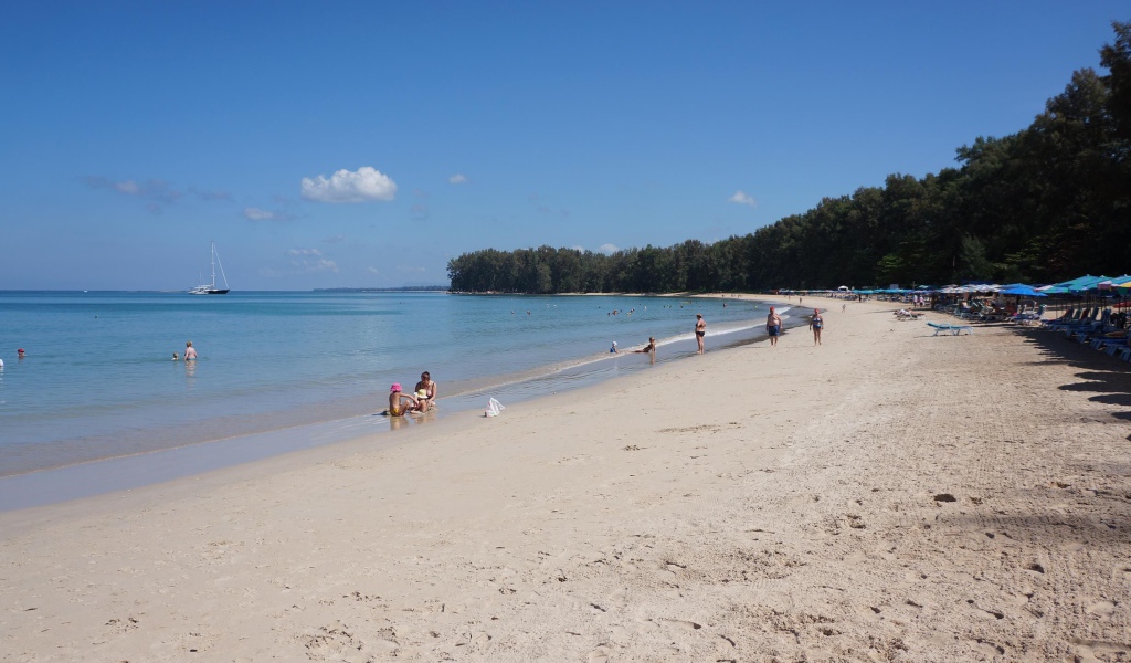 Осенний отдых на пляже на острове Тао, Таиланд