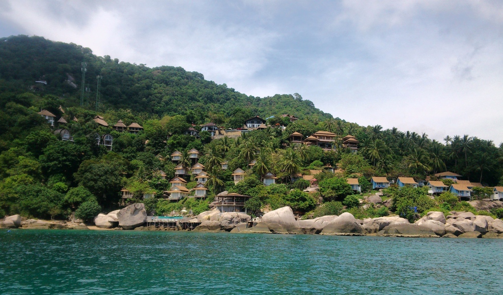 Дома на берегу на острове Тао, Таиланд