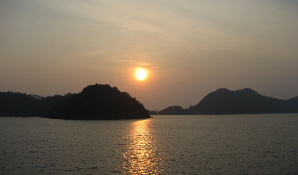 Закат солнца на острове Чанг, Таиланд