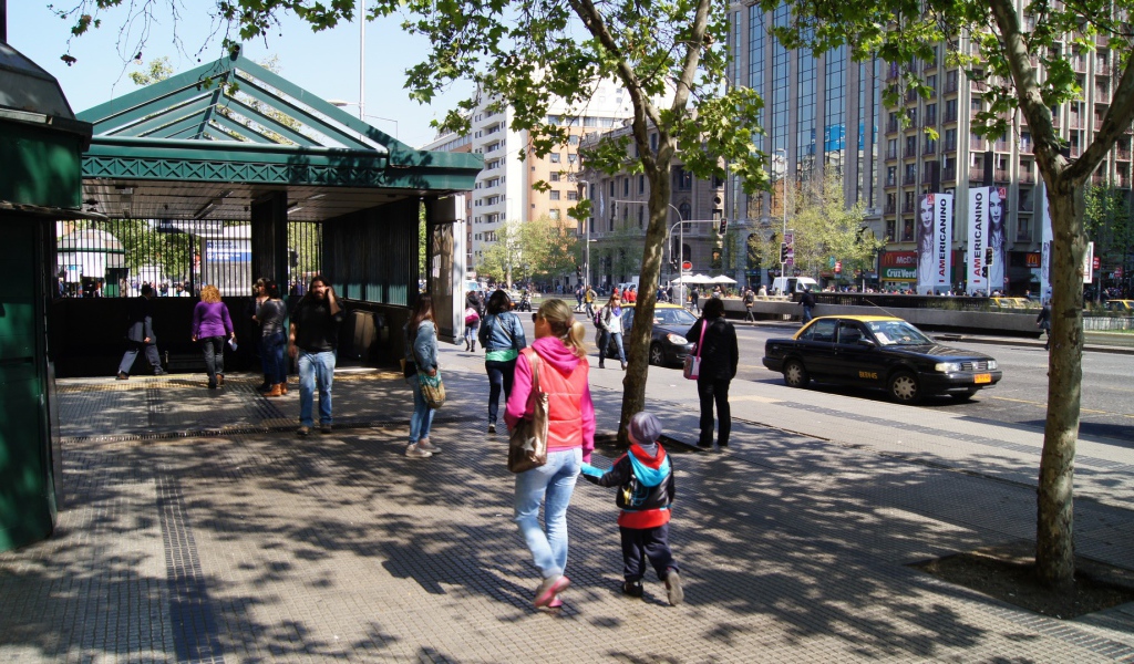 Прогулка в городе на курорте Хуа Хин, Таиланд