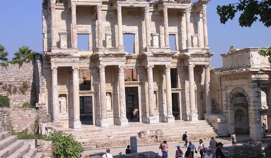 Древний храм в Эфесе, Турция