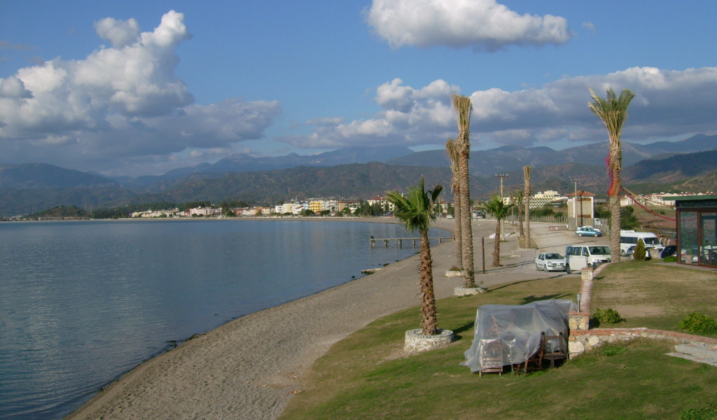 Пляж Чалыш в Фетхие Турция