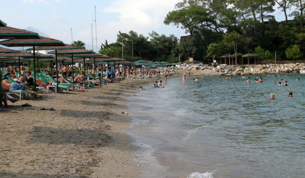 Пляж Лунный свет в Кемере, Турция