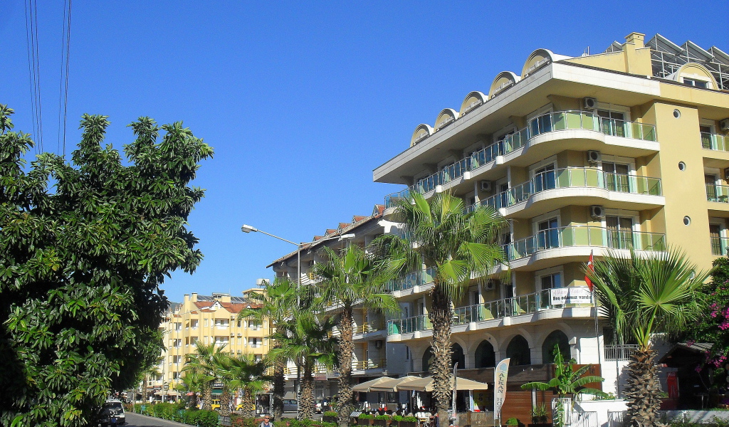 Улица в Мармарис, Турция