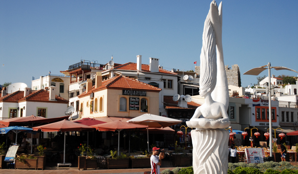 Городские улицы в Мармарисе, Турция