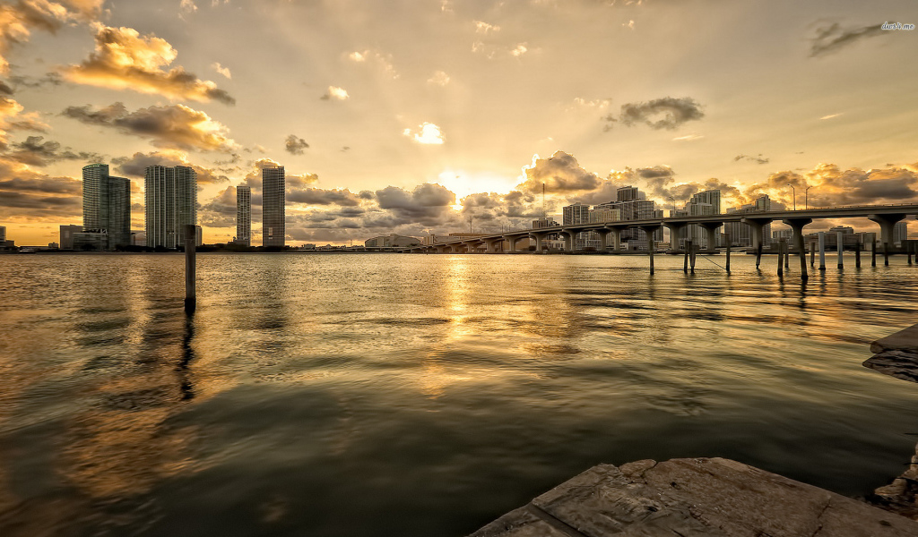 Сказочный закат в Майами