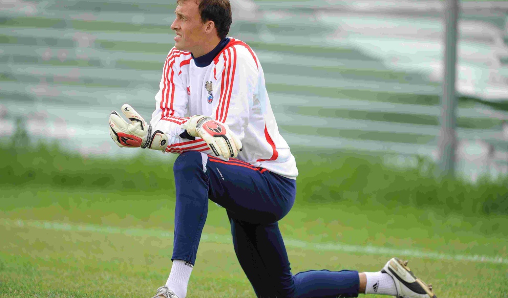 Александр Фильцов вратарь Краснодара на тренировке