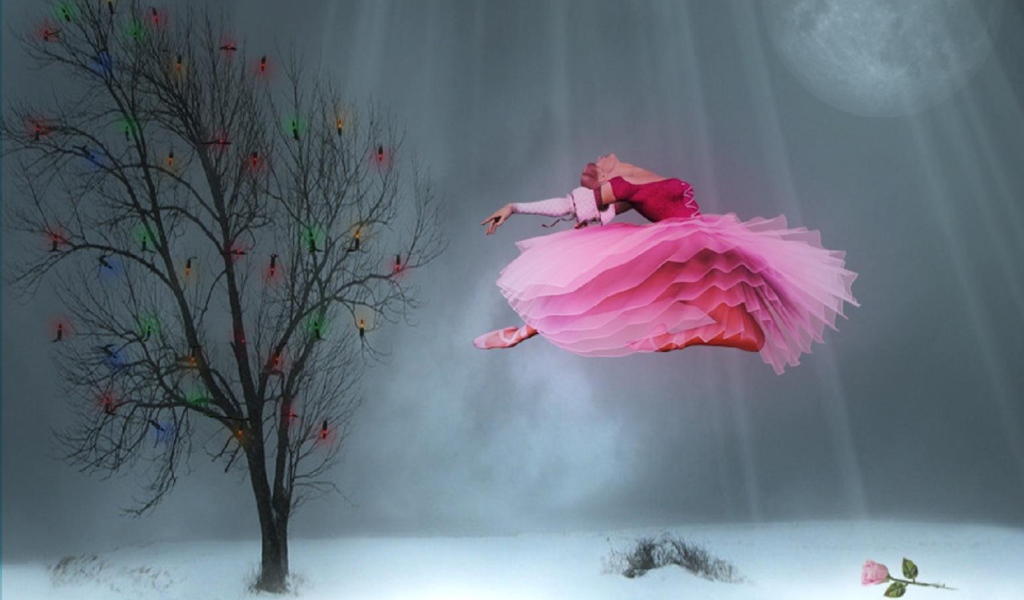 Балерина в розовом платье