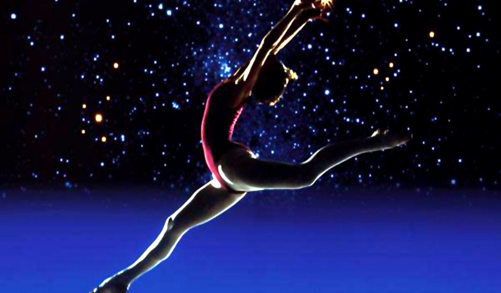 Балерина на фоне звезд