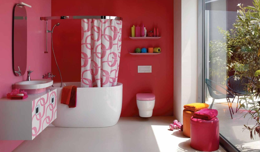Ванная комната в красных тонах