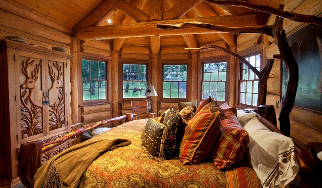 Спальня в деревянном доме