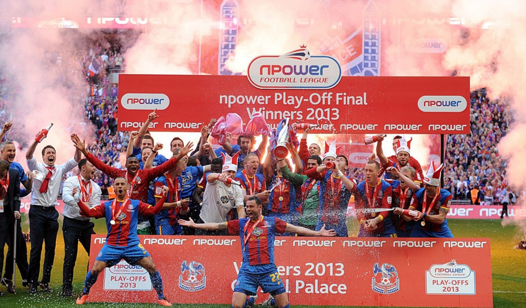 Лучший ФК Кристал Пэлас