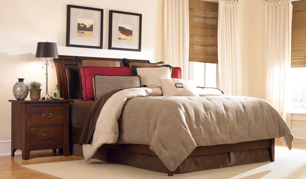 Светлая стильная спальня