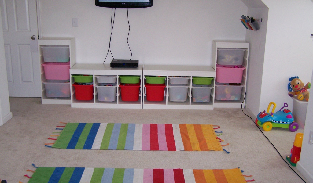 Аккуратное хранение игрушек в детской