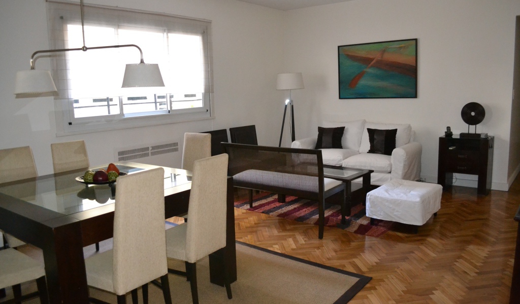 Столовая и уголок для отдыха