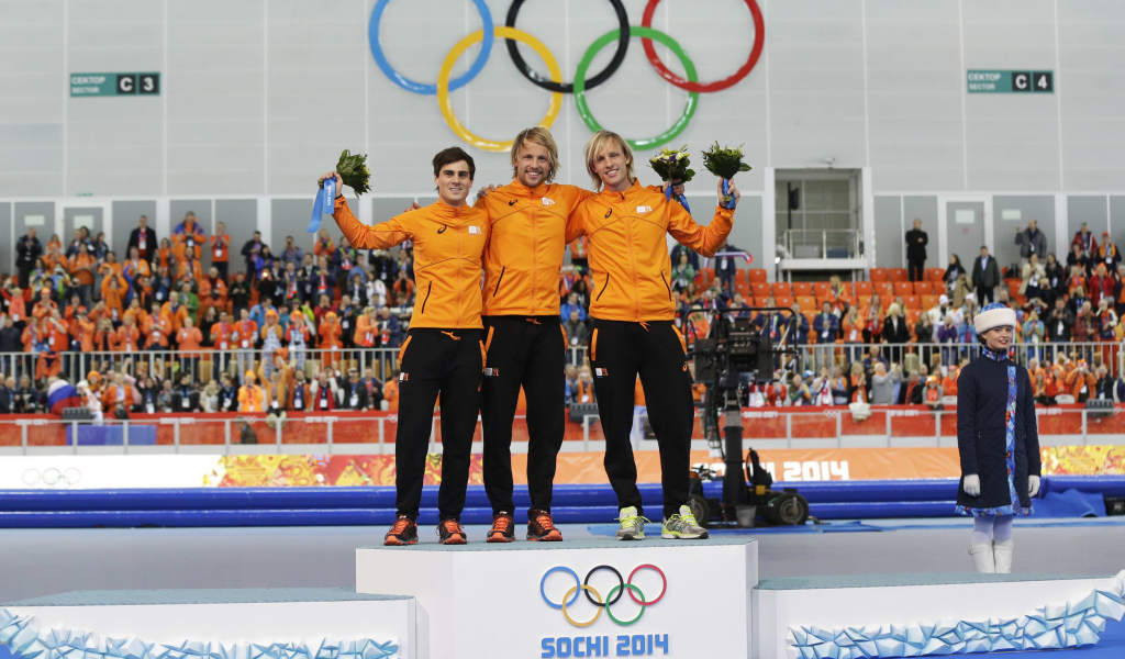 Голландский конькобежец Ян Смеекенс обладатель серебряной медали