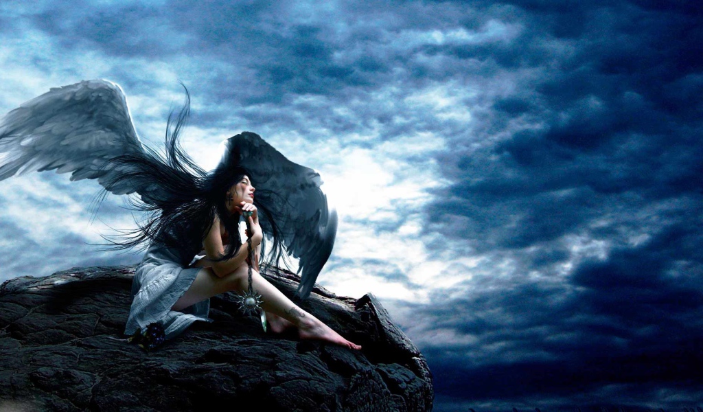 Падший ангел с татуировкой