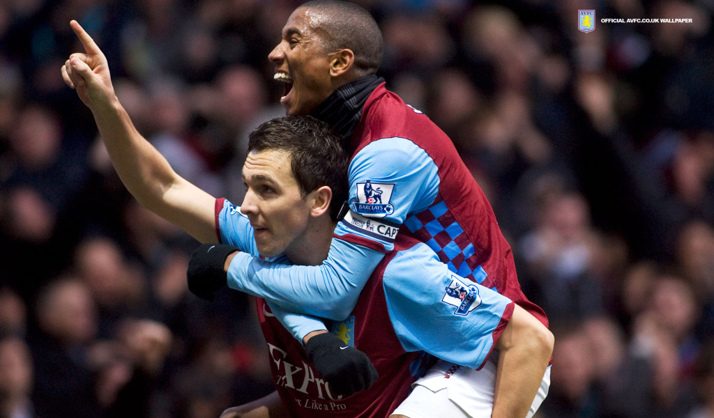 Известный Астон Вилла