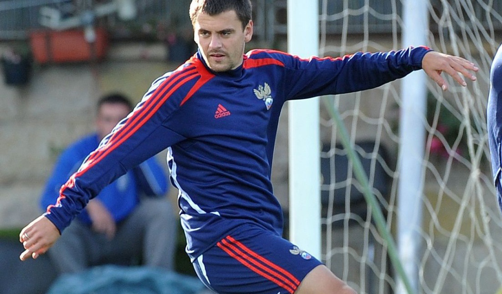 Георгий Щенников защитник ЦСКА в форме сборной РФ