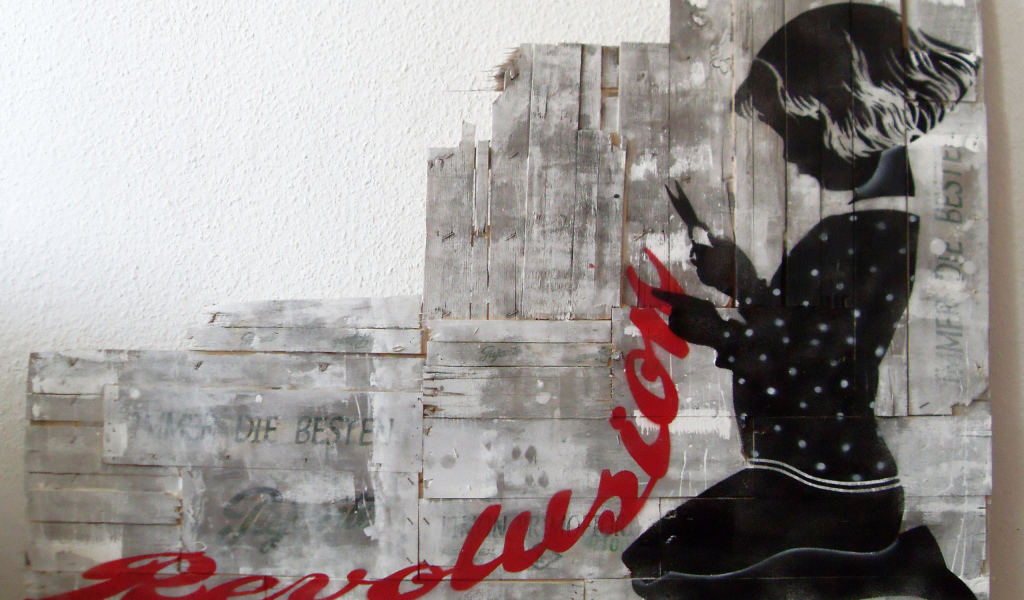 Граффити, девочка с ножницами