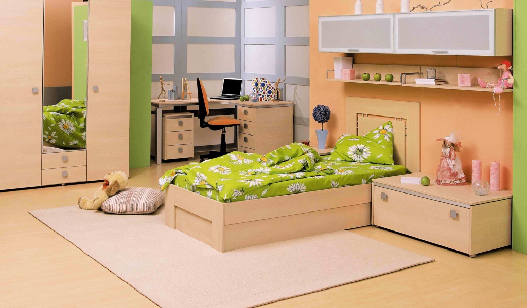 Зеленая постель в детской