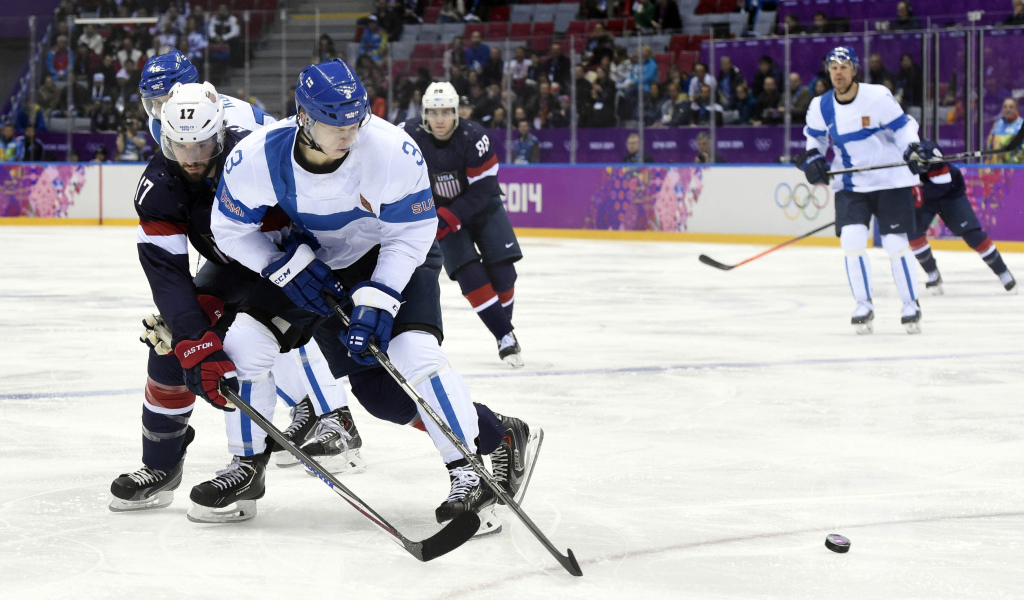 Обладатели бронзовой медали Финские хоккеисты