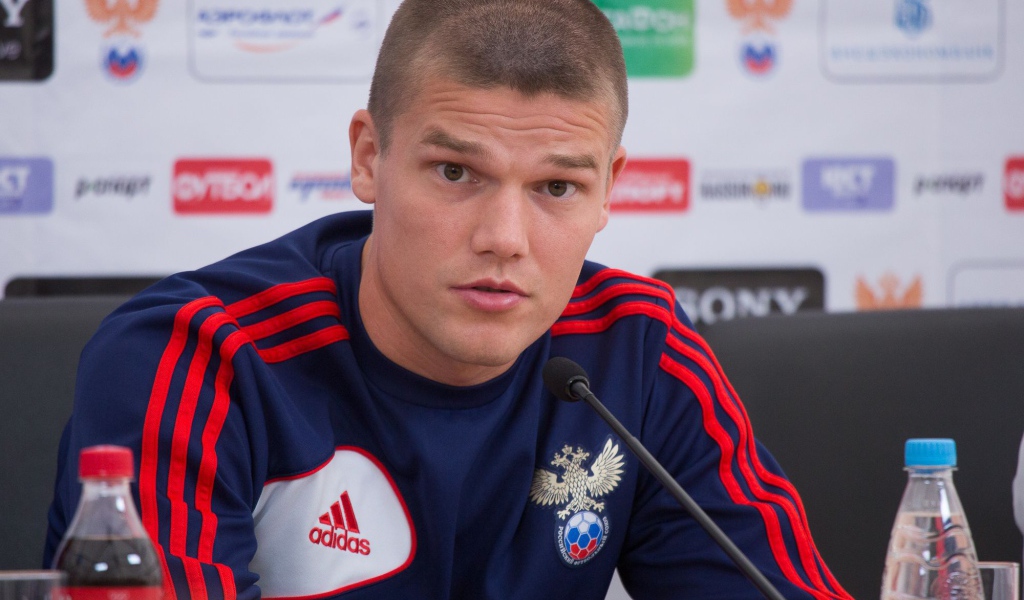 Игорь Денисов капитан сборной России