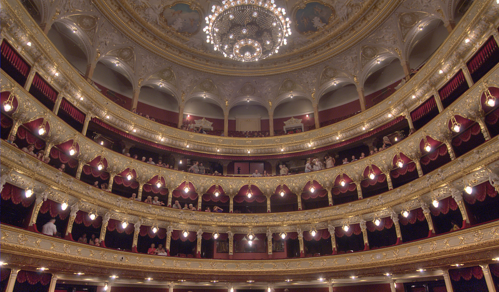 Интерьер Национального театра оперы и балета Одесса