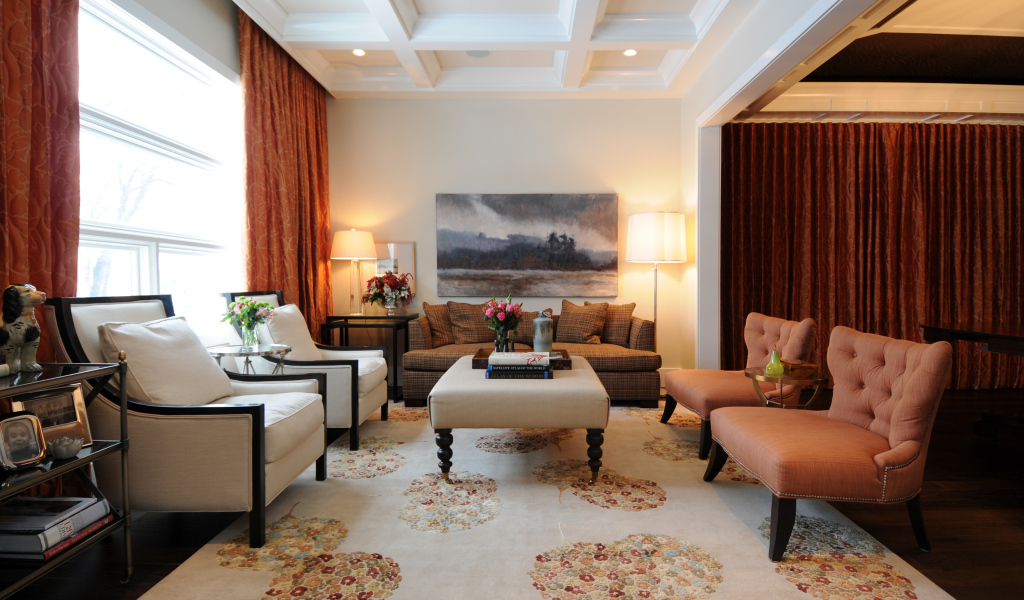 Большой ковер в гостиной