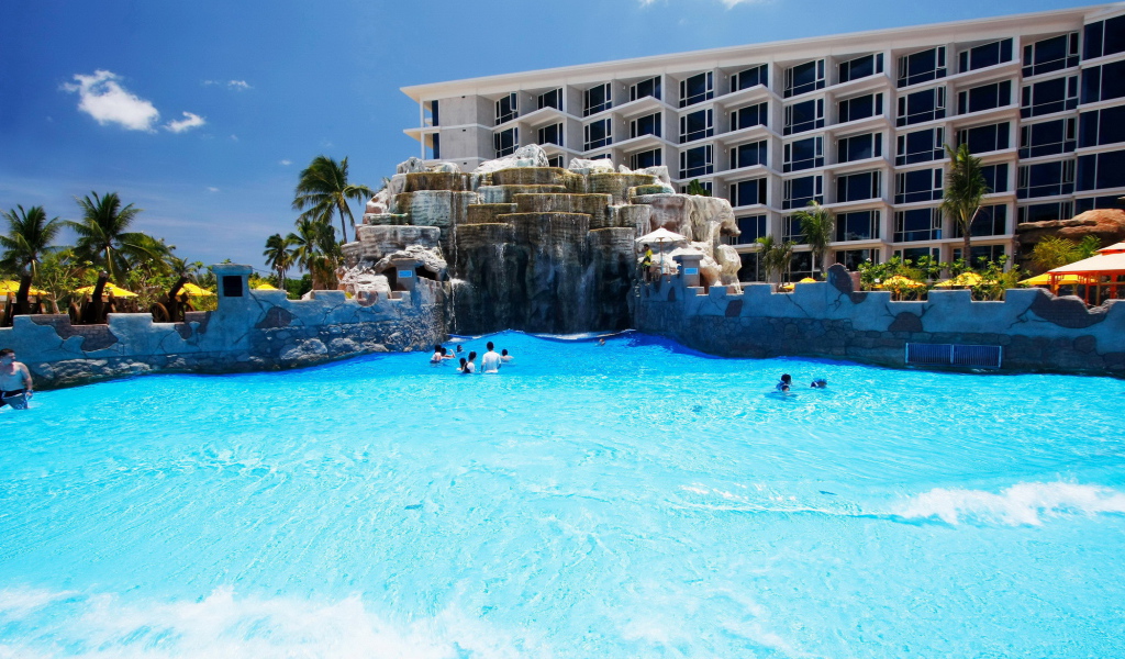 Роскошный отель на курорте Кайо Энсеначос, Куба