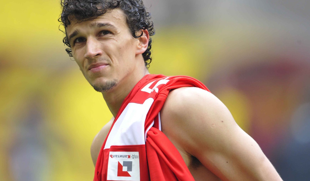 Роман Еременко полузащитник клуба Рубин