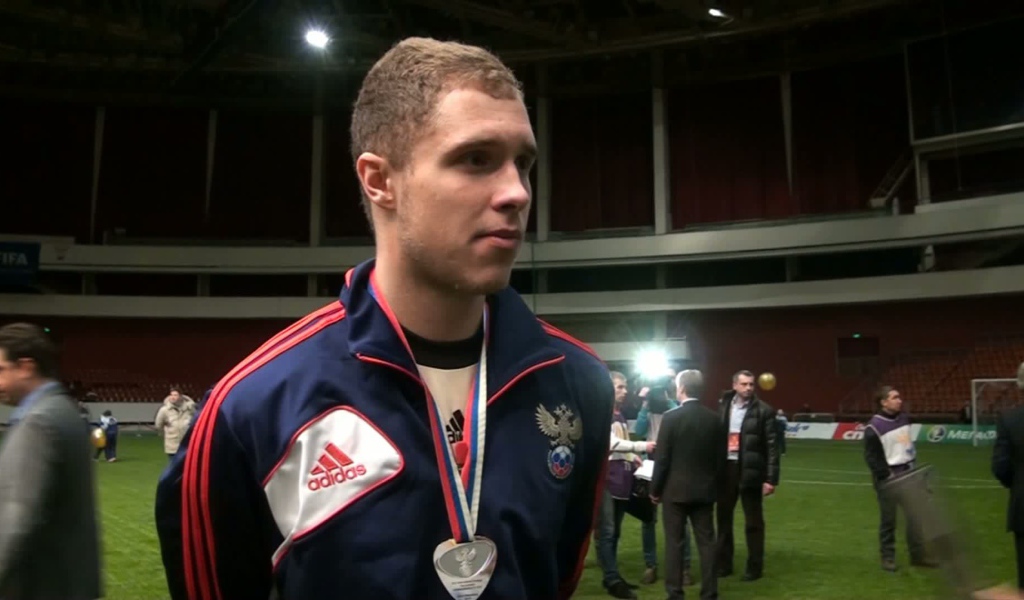 Мирослав Лобанцев вратарь Локомотива