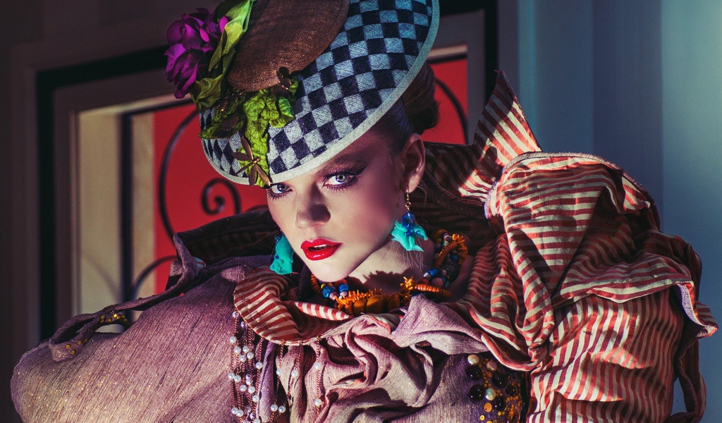 Фотография Красочная девушка