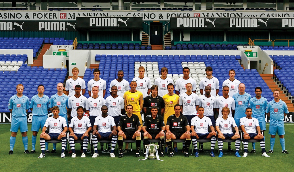 Популярный Футбольный клуб Англии Тоттенхэм