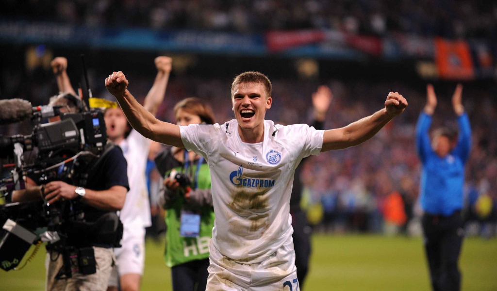 Российский футболист Игорь Денисов