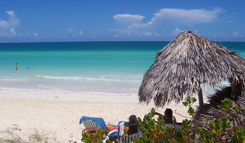 Летний отдых на курорте Кайо Энсеначос, Куба