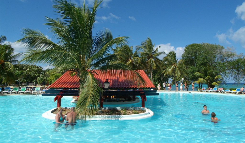 Летний отдых на курорте Гуардалавака, Куба