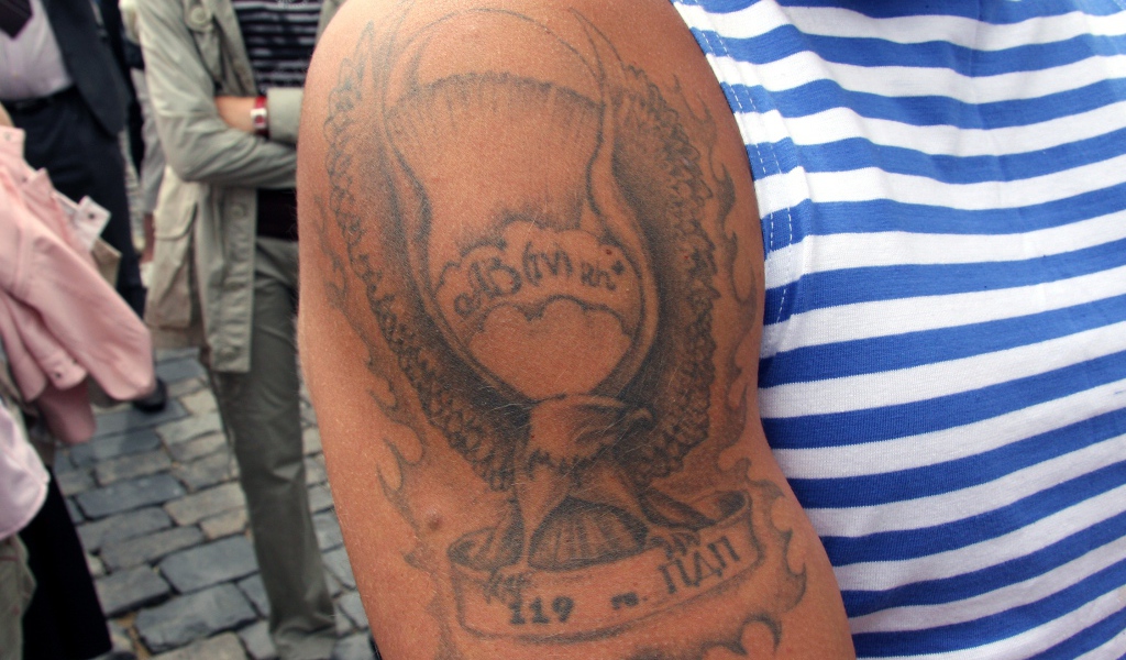 Тату у десантника