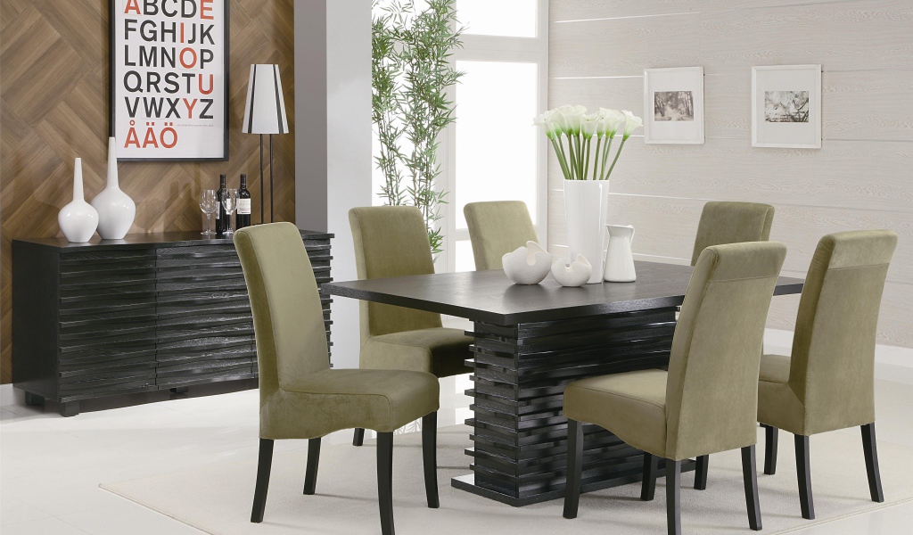 Азбука на стене в столовой