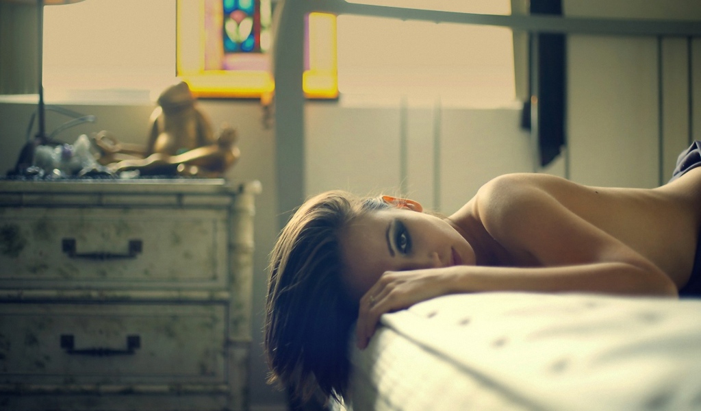 Фотография девушки с хорошим макияжем