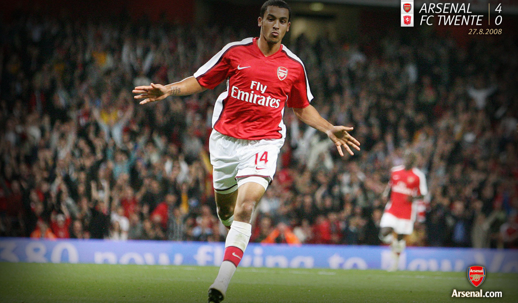 Популярный футбольный клуб Англии Арсенал