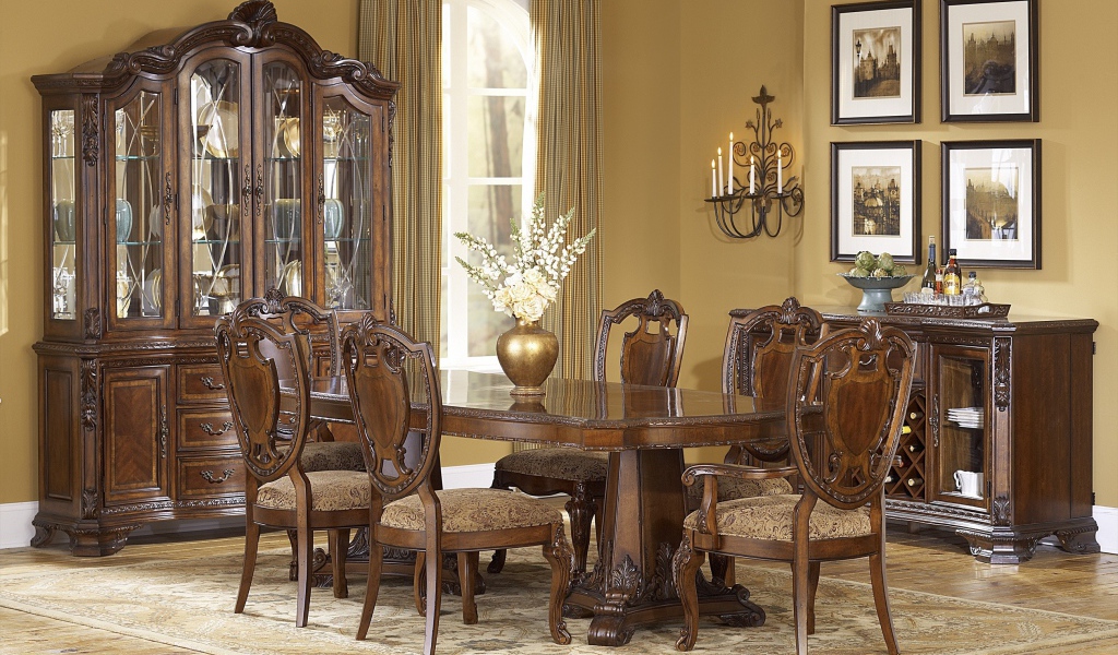 Традиционное оформление столовой