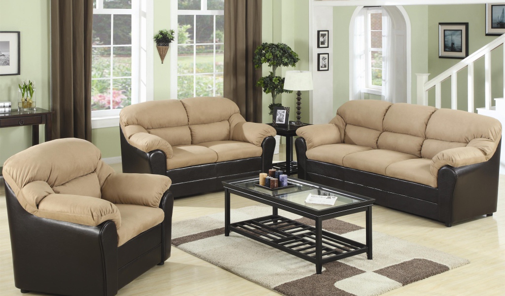 Мягкая мебель в гостиной