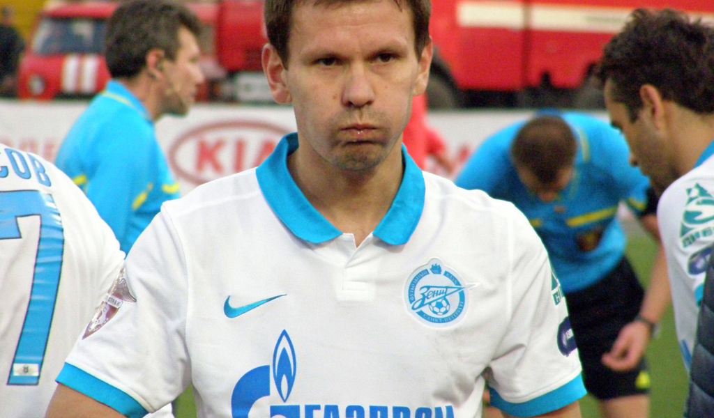 Константин Зырянов полузащитник Зенита в перерыве