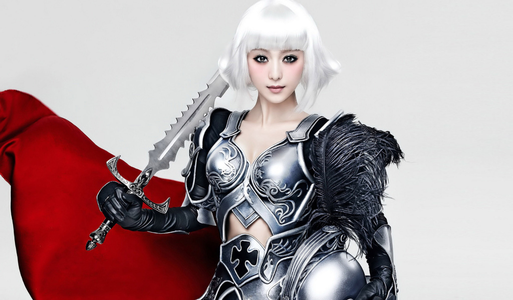 Девушка в доспехах