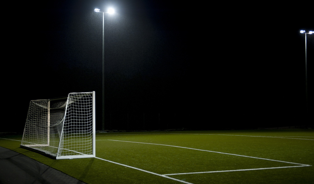 Поле ждет игроков