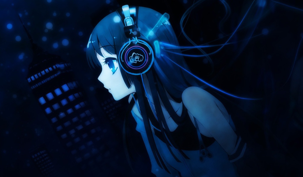 Девушка аниме Akiyama Mio в наушниках