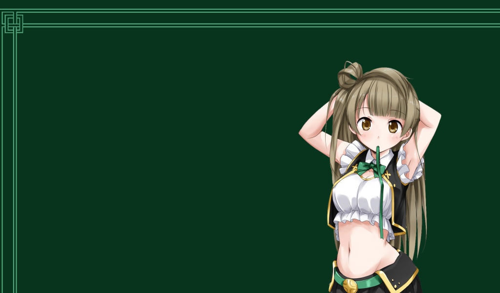 Девушка из аниме Love Live на зеленом фоне